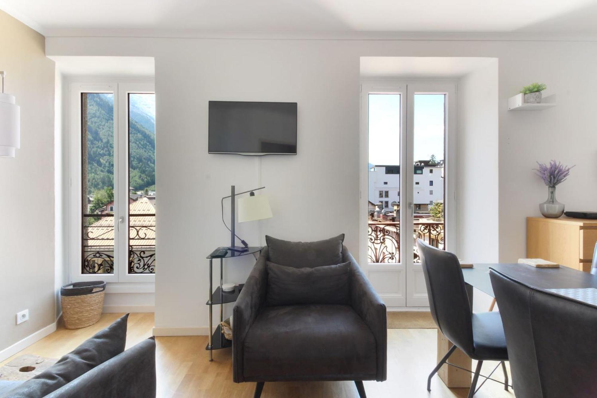 Nook 42 - The Loft - Central 2Br W/ Balcony Views Chamonix Eksteriør bilde
